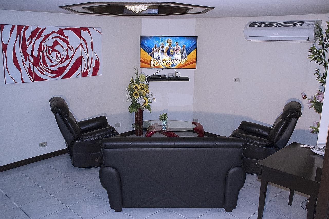 Manila Bay Serviced Apartments エクステリア 写真