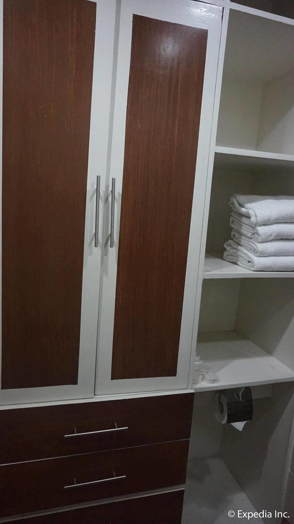 Manila Bay Serviced Apartments エクステリア 写真