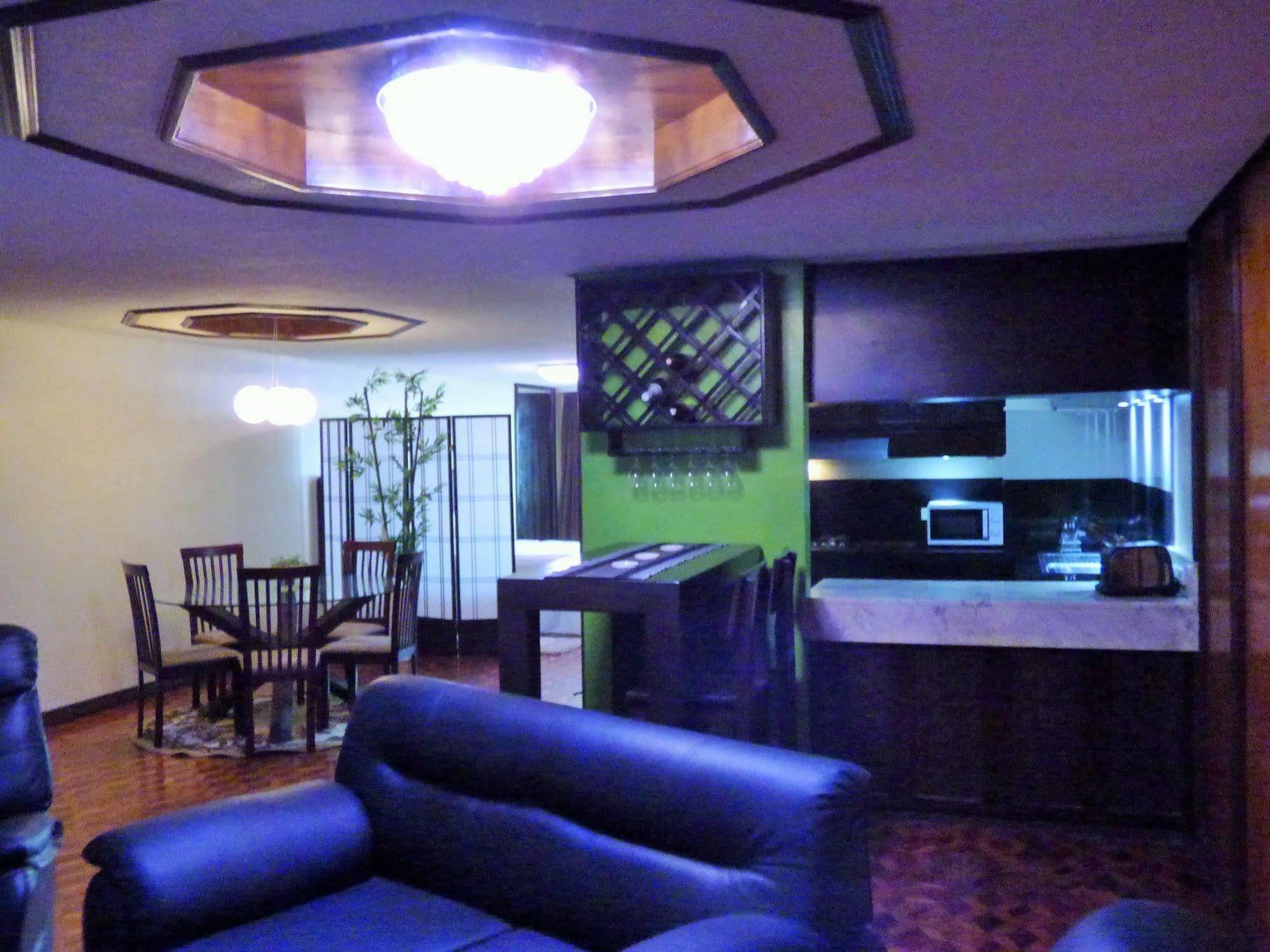 Manila Bay Serviced Apartments エクステリア 写真