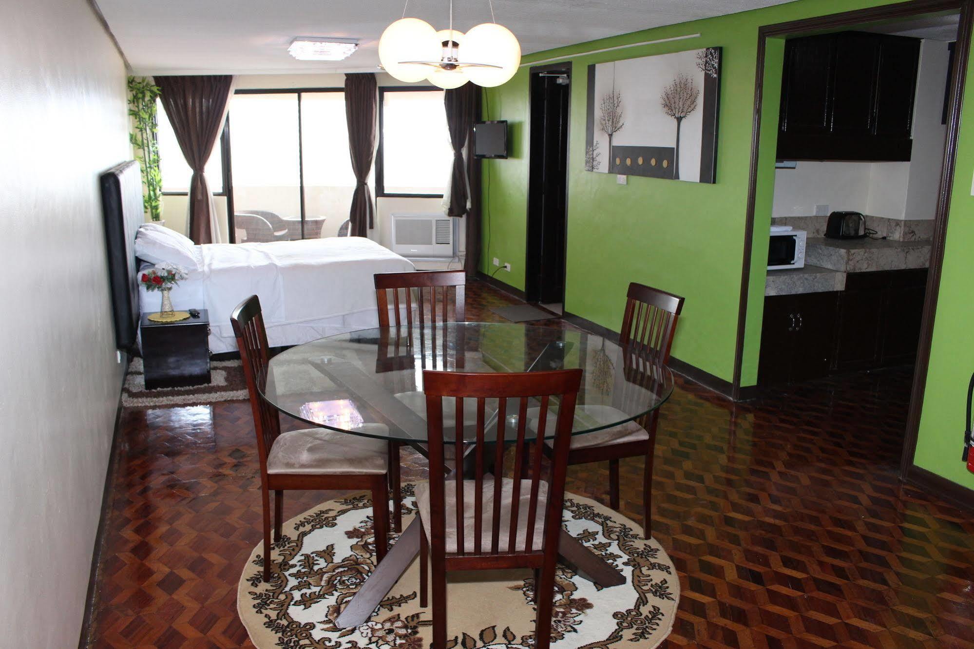 Manila Bay Serviced Apartments エクステリア 写真